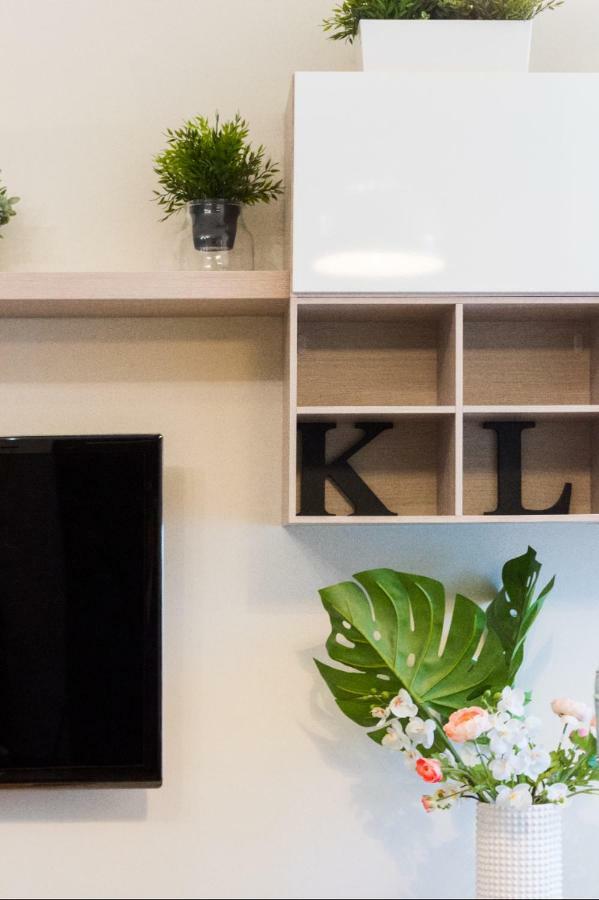 Downtown Eco Chic