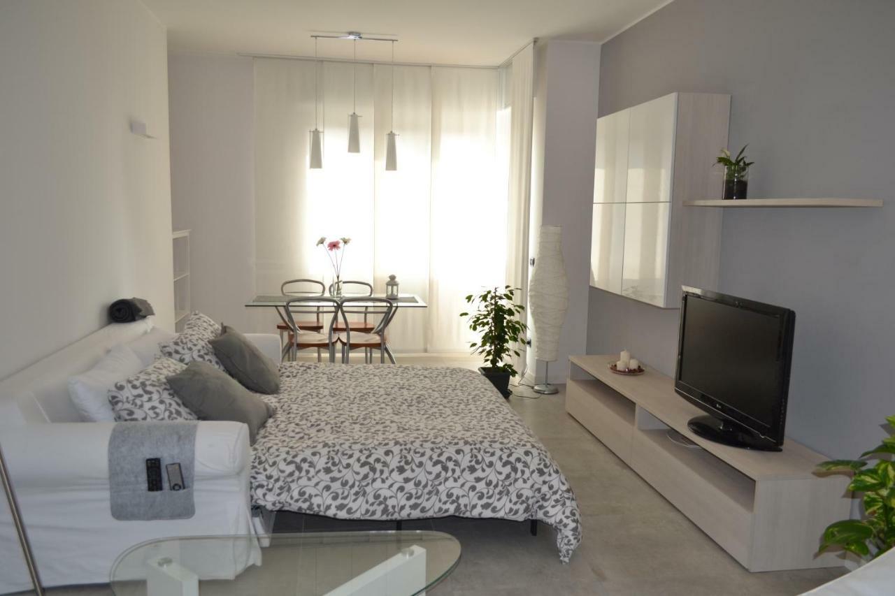 Mm House Tortona *