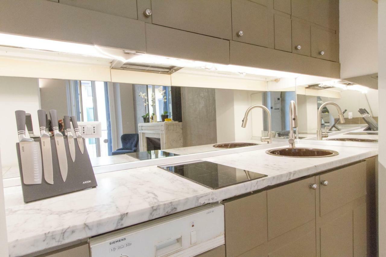 Apartment Elegante E Completamente Arredato In Duomo Mailand