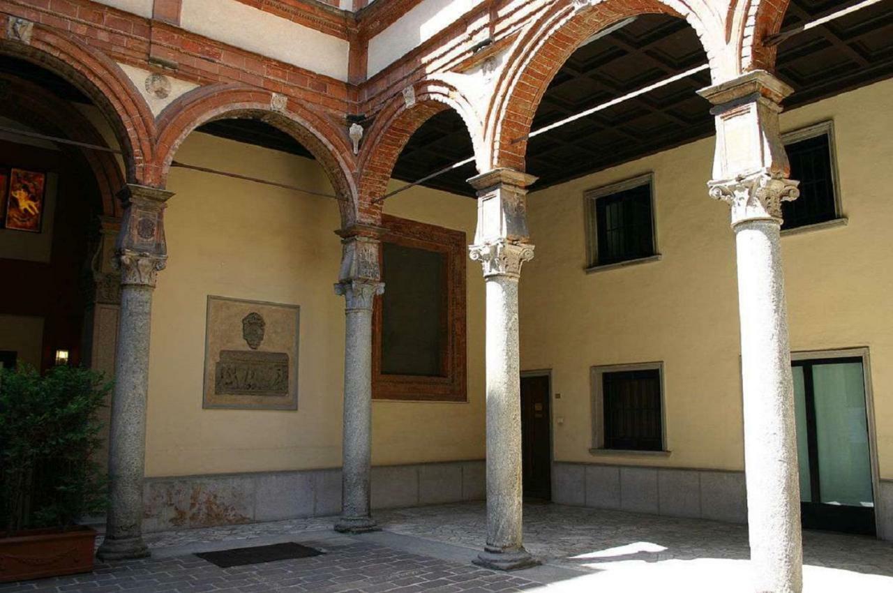 Apartment ℒovely & ℰlegant Next To Duomo/missori *
