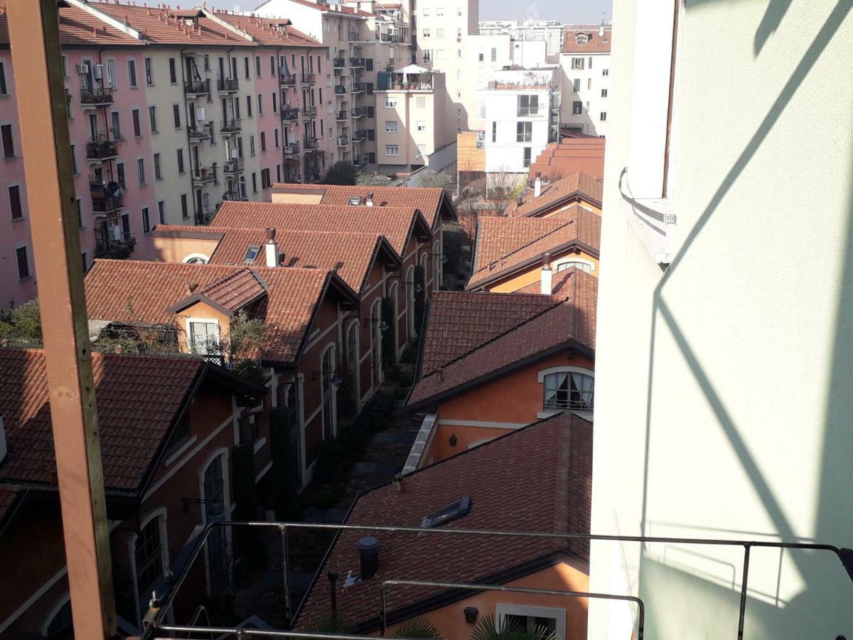 Il Naviglio Dietro L'angolo