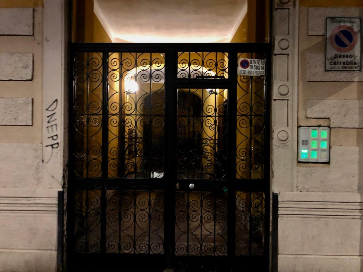 Apartment La Galleria Dai Navigli Al Duomo Mailand
