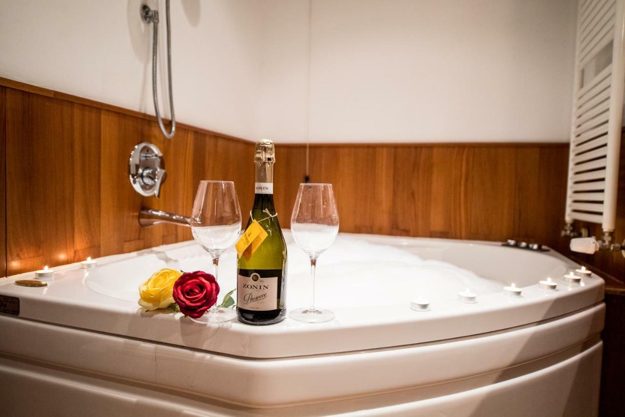 Airguest Crocetta Loft Apartment Milan
