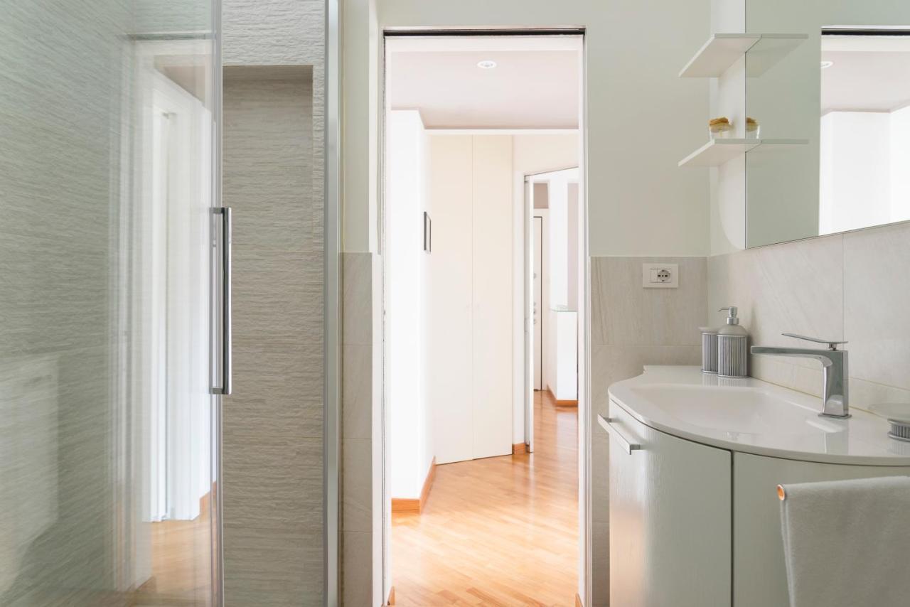 Cosmopolitan Apartment *