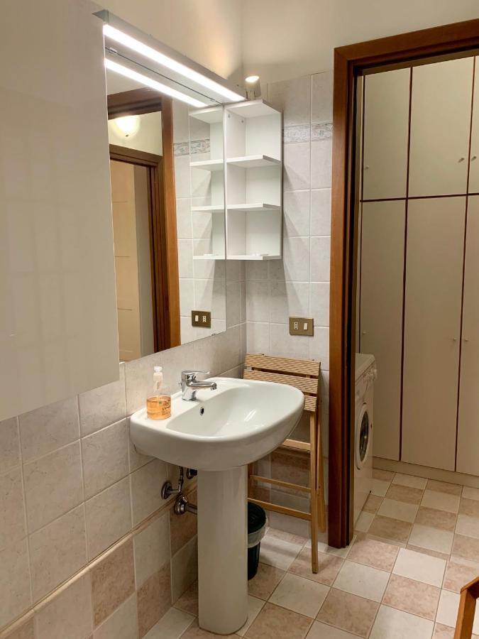 Apartamento Cozy Flat - Porta Romana - Duomo Milão