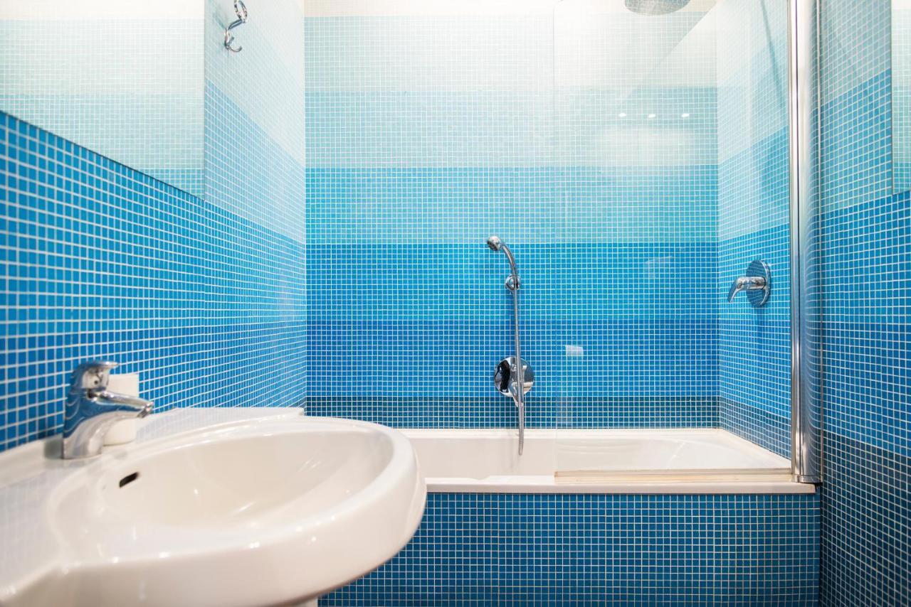 Apartamento Youhosty - Pisani Small 13 Milão