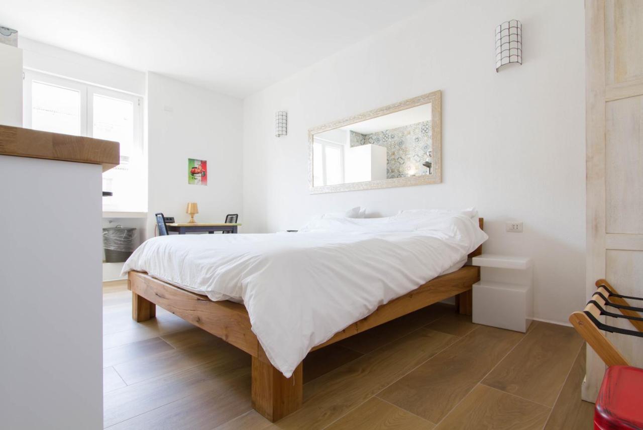 Luxury Cozy By Station - Cafe Apartment Mailand