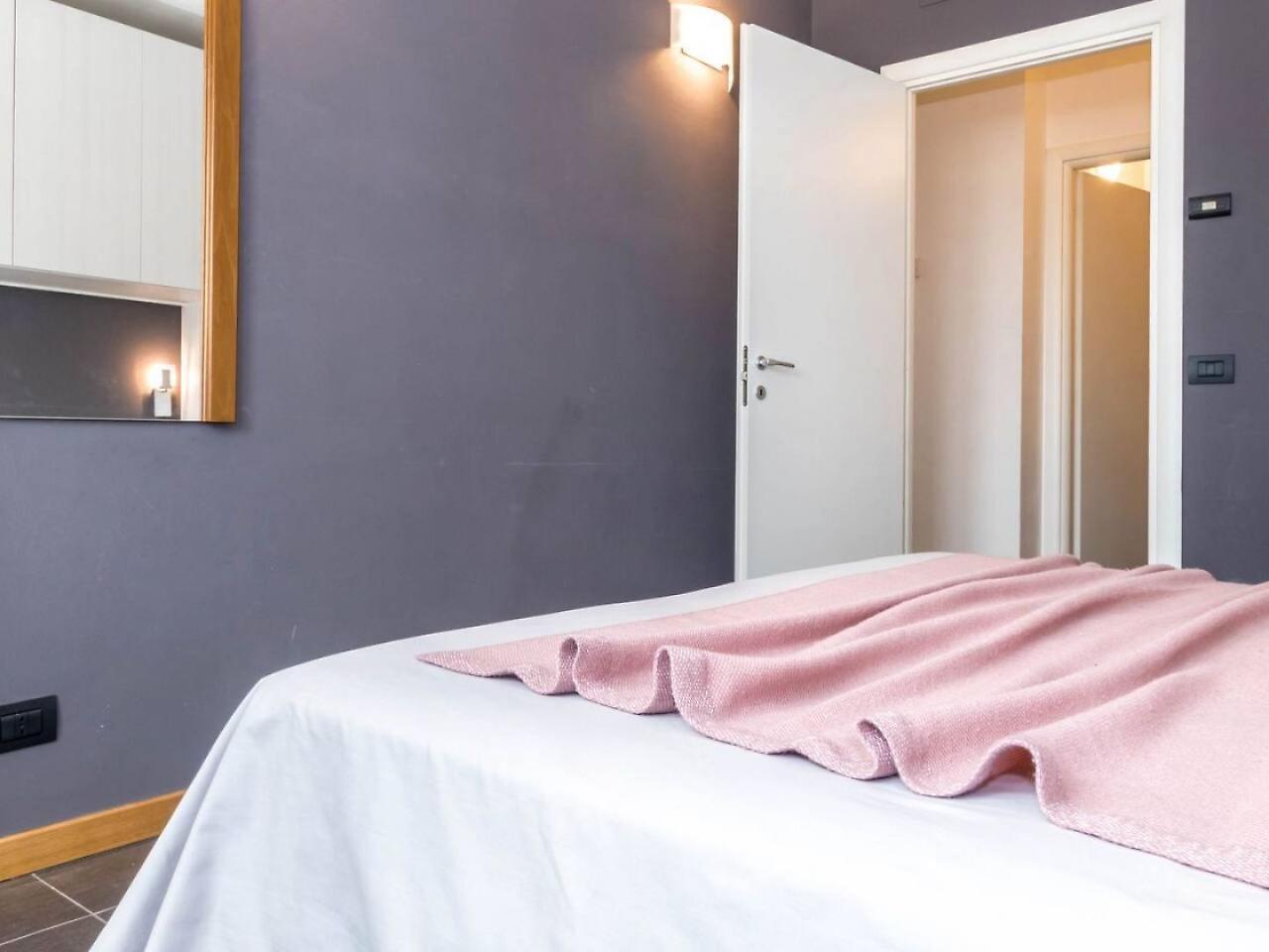 Altido For 4 With Terrace In A Quiet Residential Area * Mailand