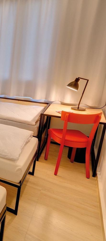 Hostel Meininger Lambrate *