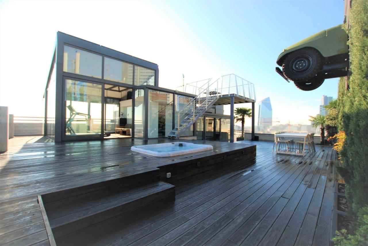 Skyline Apartment