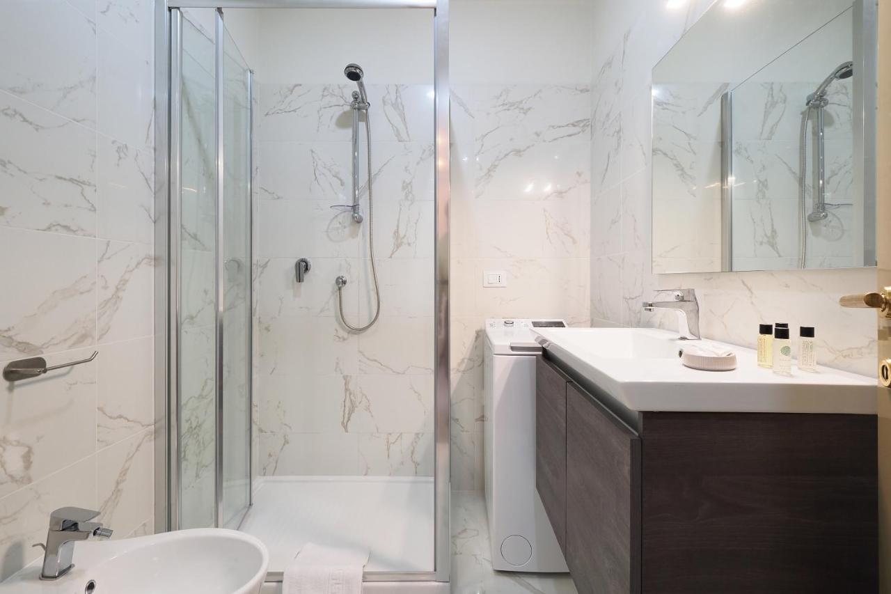 Apartment Duomo Luxury - One Bed Milan