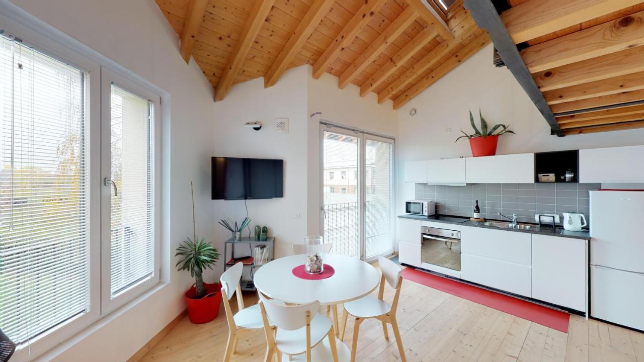 Apartment Caseospitali - Green House Parco Martesana 1 E 2 - Di Design
