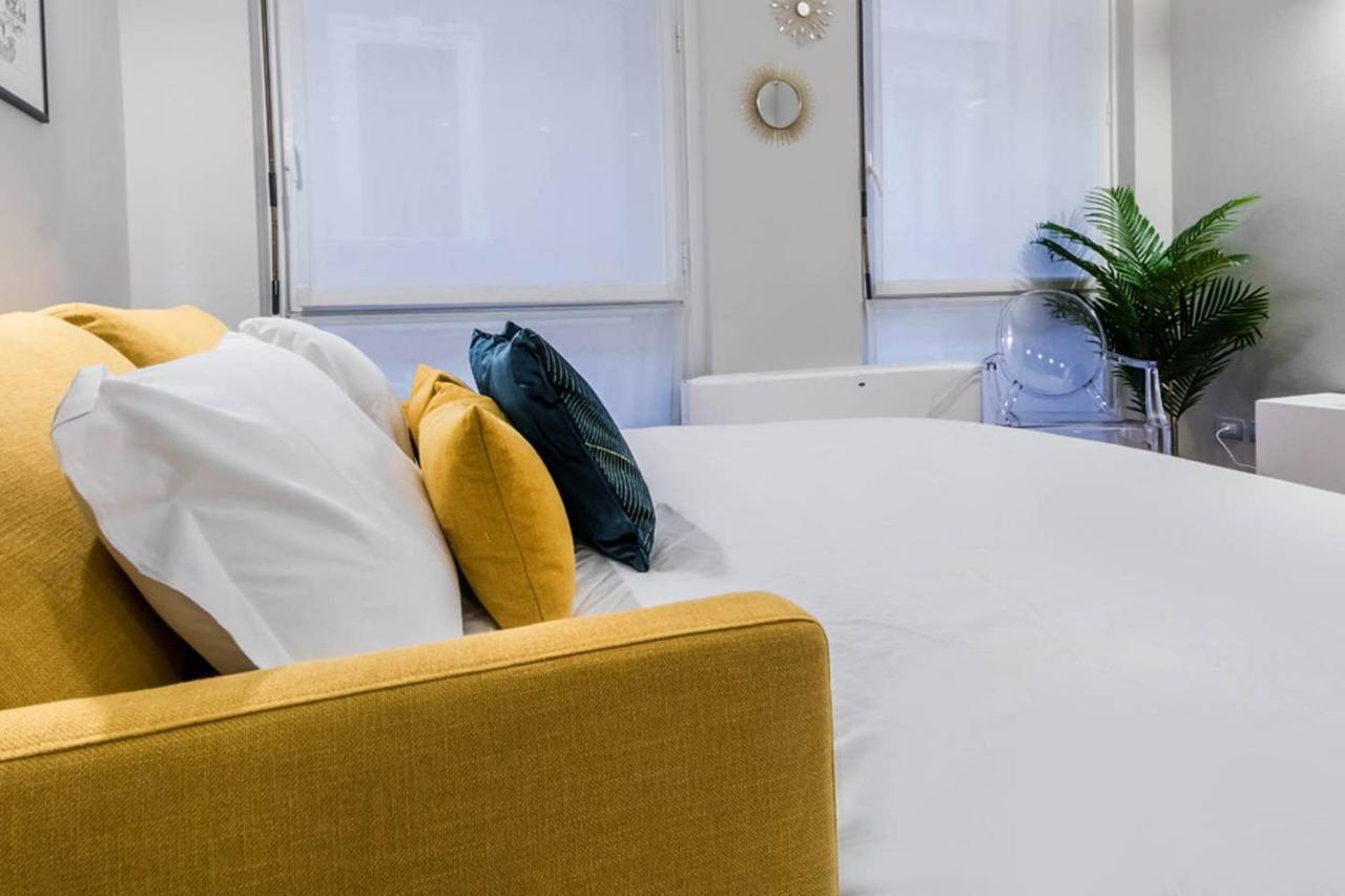 Apartment Altido Elegant 1 Bedroom Apt In Front Of The Sforzesco Castle
