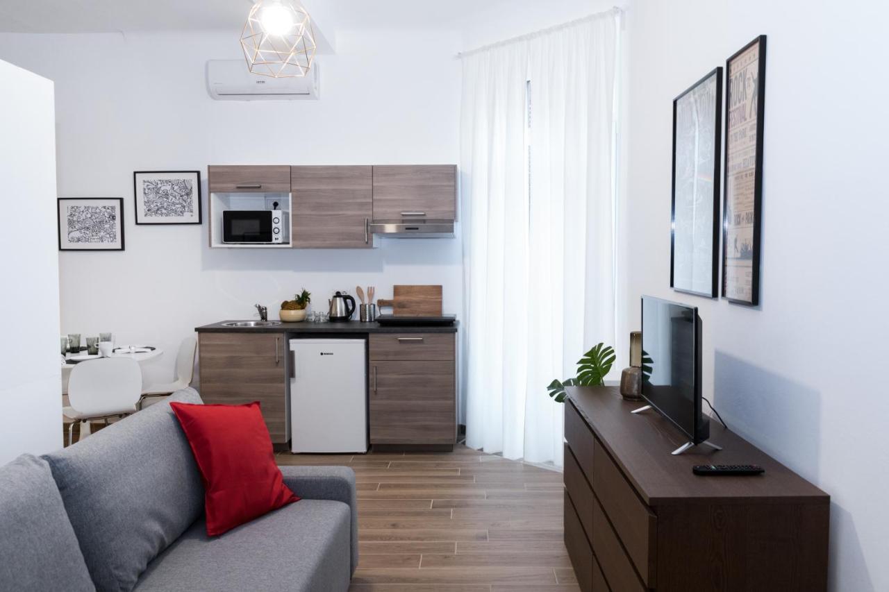 Hemeras Boutique Homes - 4 Design Near Central Station *