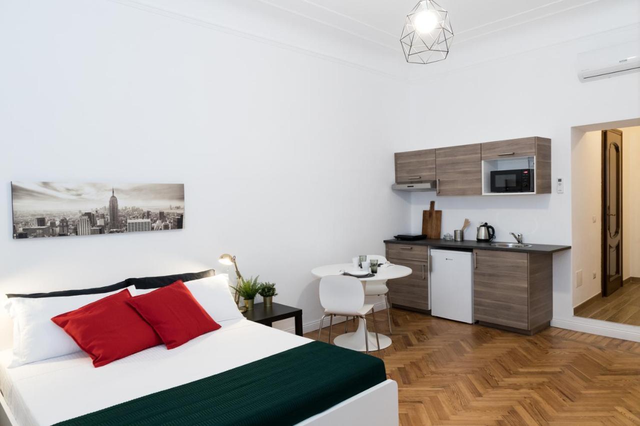 Hemeras Boutique Homes - 4 Design Near Central Station * Milan