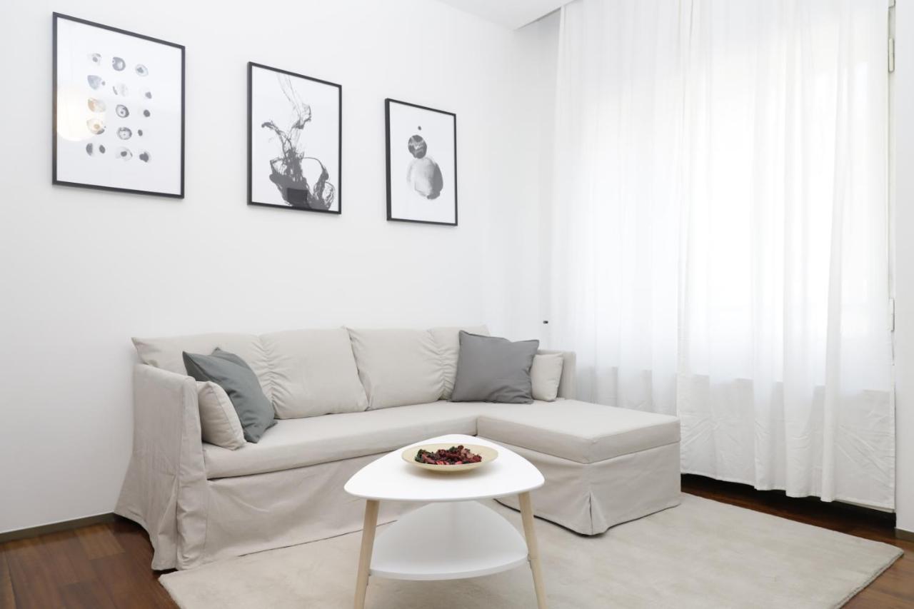 Hemeras Boutique Homes - 2 Luxury In The City Center Apartment