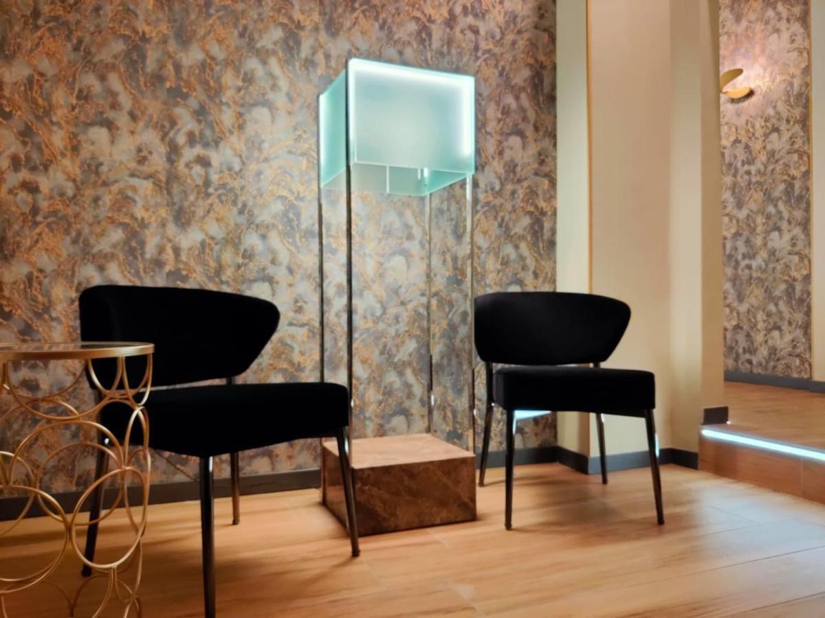 Intomilan Galleria Duomo I Boutique & Design Milão