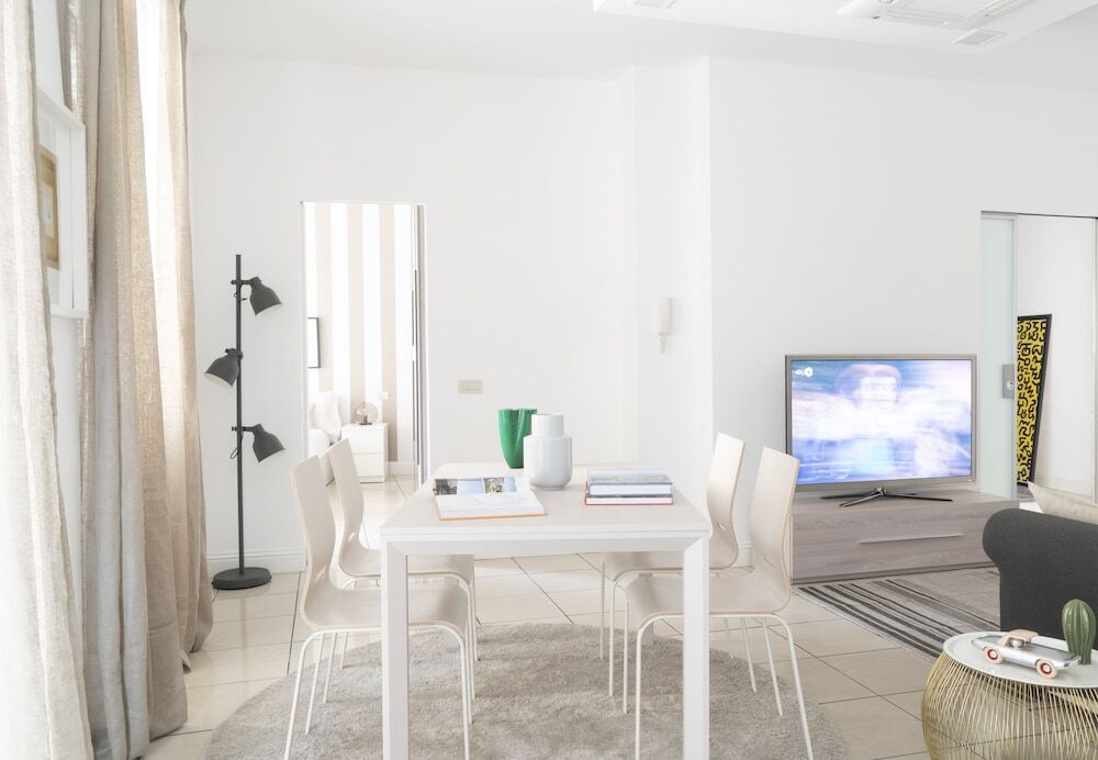 Apartment Brera In San Babila Mailand