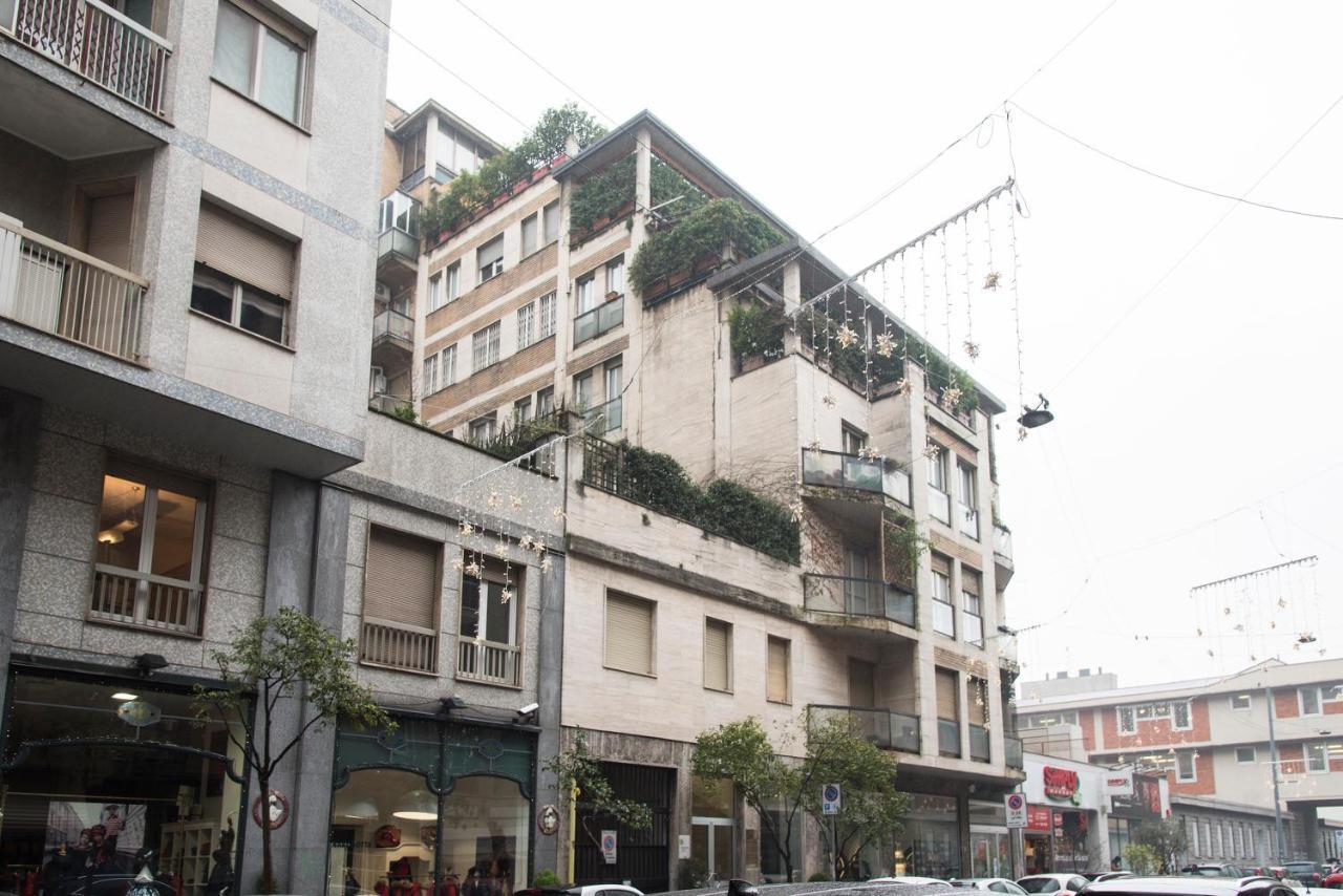 Terrace Garden View Near Metro Stop Milão