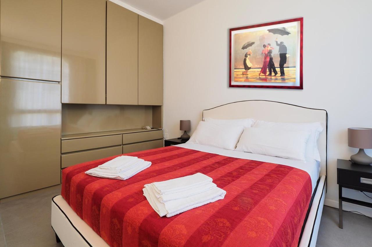 Duomo Luxury - One Bed * Milan