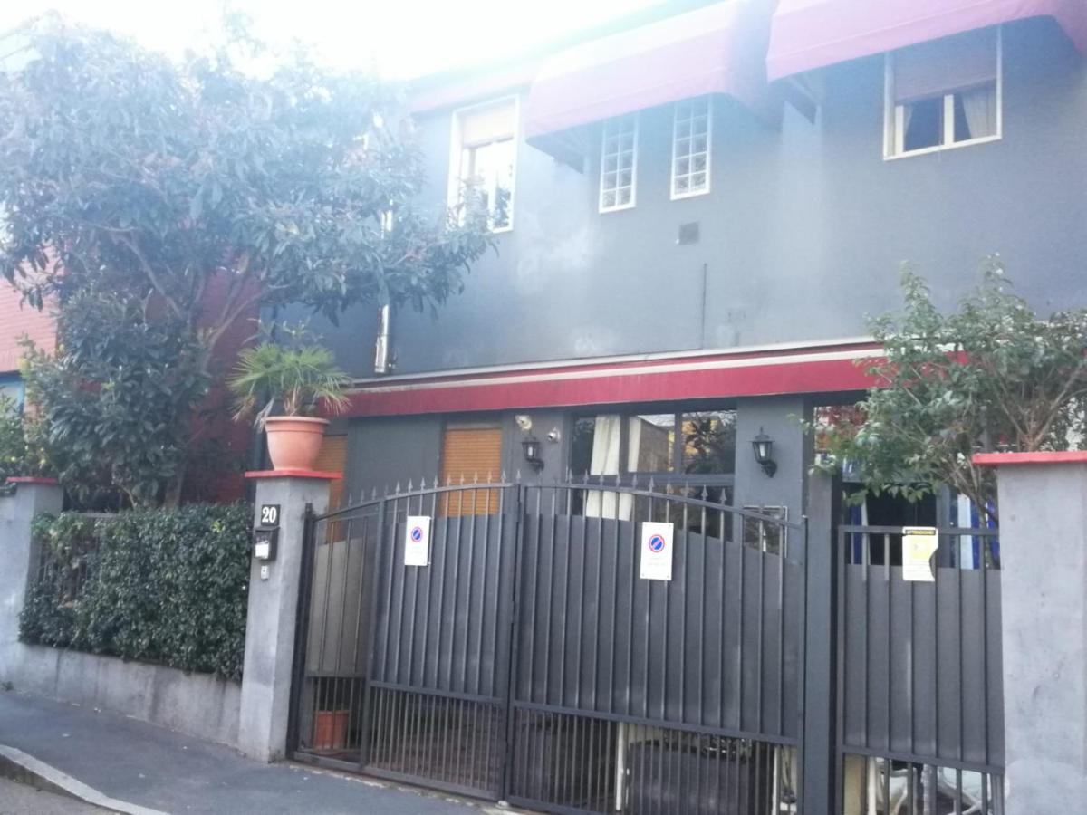 Acomodação com café da manhã  Al 20 Fiera - Certosa - San Siro *