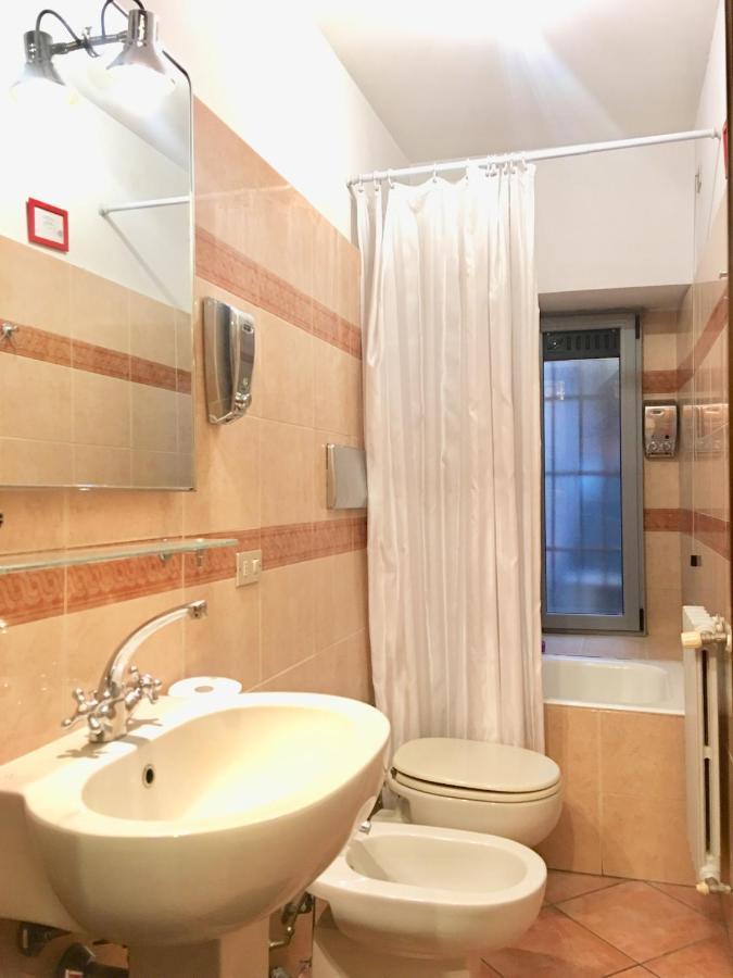 On The Corner With Piazza Duomo Apartment