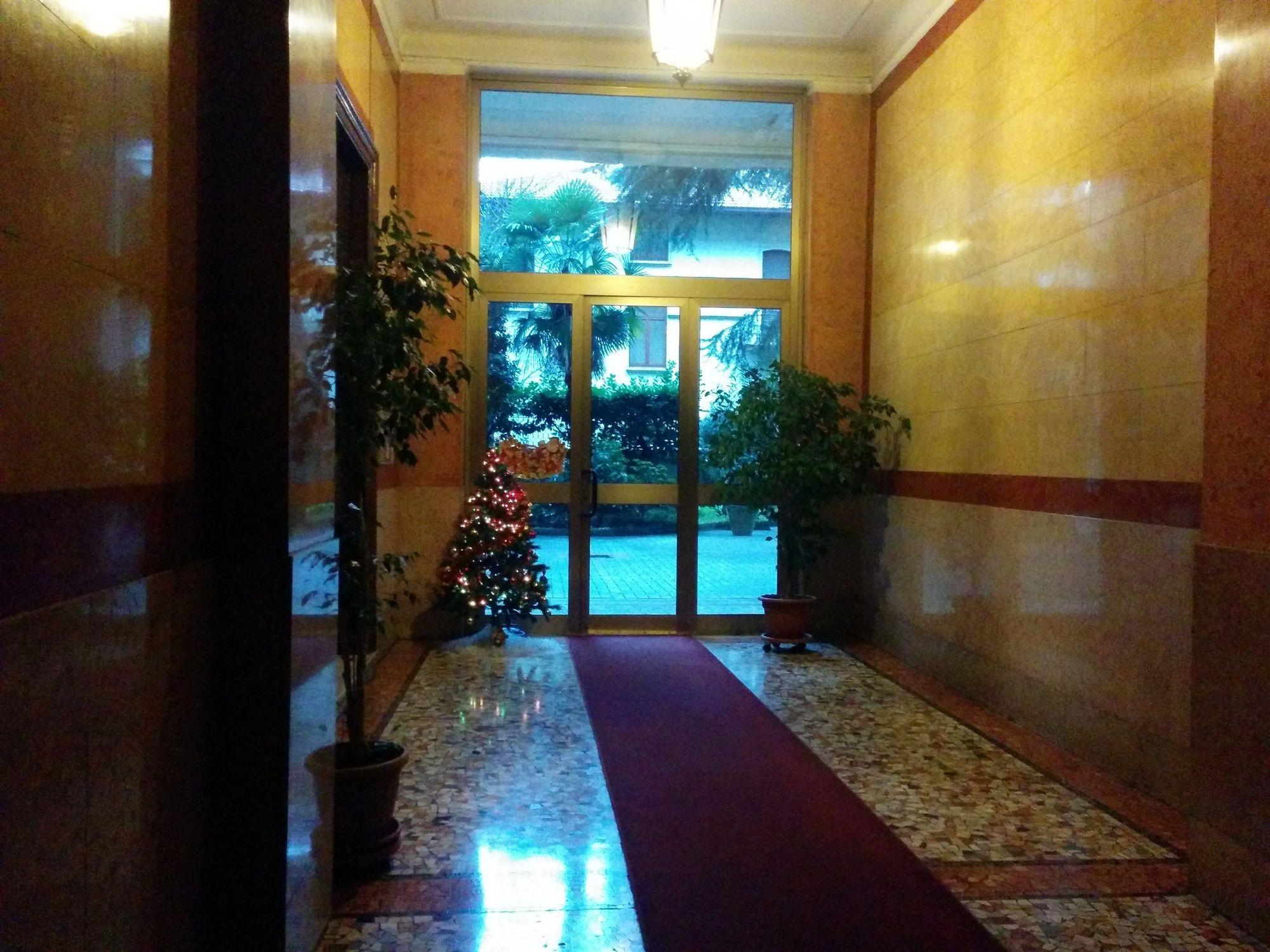 Adam's House Albergue *