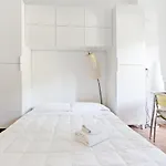 Milano Famagosta Cosy Studio