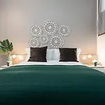 Hemeras Boutique Homes - Design Flat Near Metro Station
