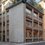 Hemeras Boutique Homes - Design Flat Near Metro Station