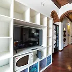 Porta Romana & Bocconi Cosy Apartment