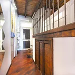Porta Romana & Bocconi Cosy Apartment