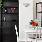 1 Bedroom & 1 Living Room Apt - Duomo 5
