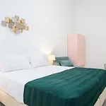 Classbnb - Due Moderni Appartamenti A 1Km Dall\'Arco Della Pace