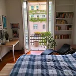Stanza Nr 4 In Appartamento Incantevole In Zona Solari