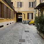 Bilocale Di Design Con Vista In Crocetta Quadronno
