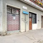 Apartment Emo 19