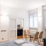 Accogliente Loft In Zona Monumentale/Cenisio