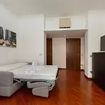 Flat In Citylife Near Metro!