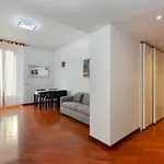 Flat In Citylife Near Metro!