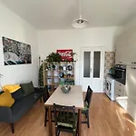 Molis\'S House