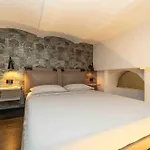 Prestigioso Loft In San Babila A 5 Min. Dal Duomo