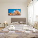 Bright & Cozy Home - City Center