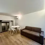 Central Side Apartment