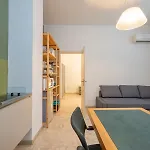 I Host Apartment - Lamarmora 3A