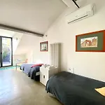 Room Sant Ambrogio With Private Terrace In Shared Flat