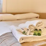 Farini Cozy Flat