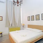 Sarpi Apartment