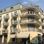 Red Line Apartments Milano