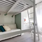 Apartment via Padova 151